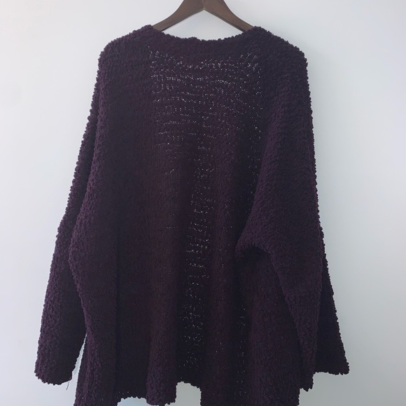 Very comfy cardigan with a beautiful color. Pockets are a bonus. - Picture 8 of 9